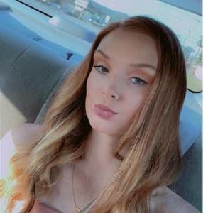 Meet your Posher, Leah